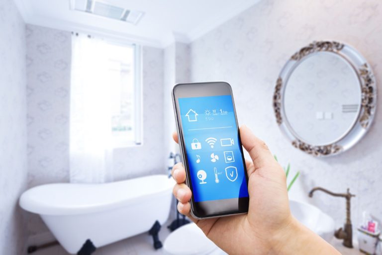 When the technology arrives in the bathroom: multifunctionality and smart characteristics